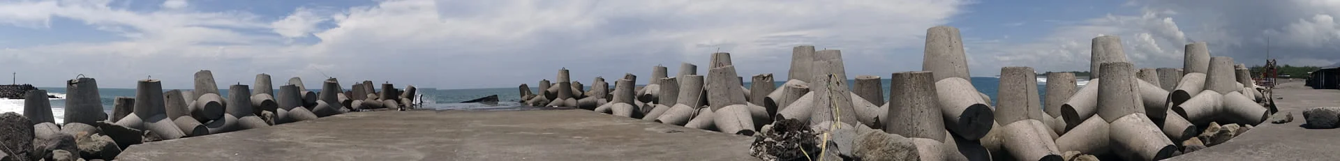 Pemecah Ombak Pantai Glagah - Yogyaku-tercinta