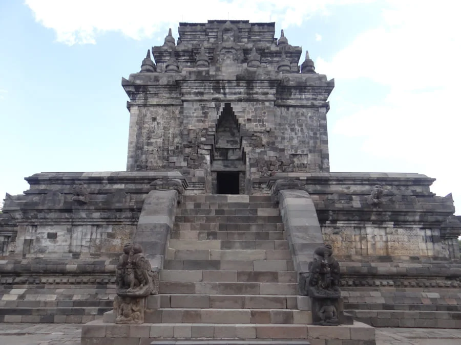 Candi Mendut - Yogyaku-tercinta