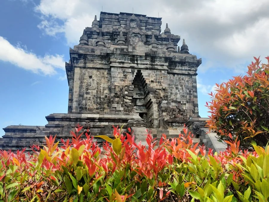 Candi Mendut - Yogyaku-tercinta